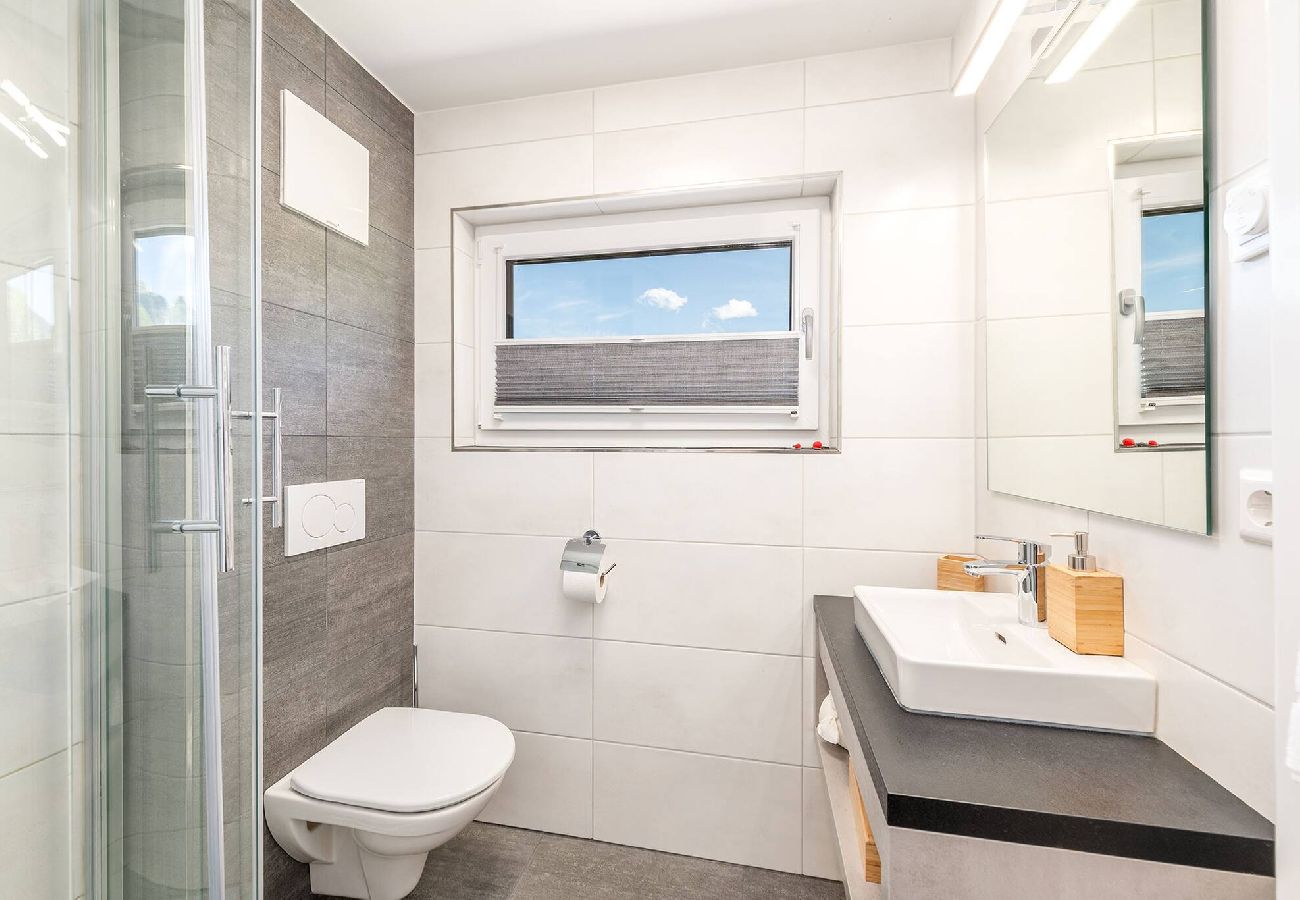 Chalet in Aich-Assach - Chalet am See