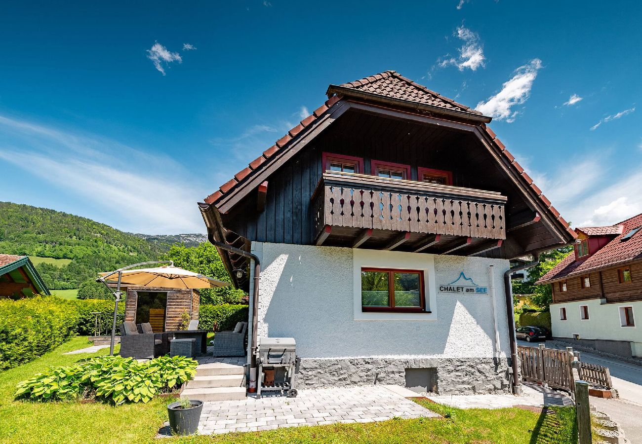 Chalet in Aich-Assach - Chalet am See