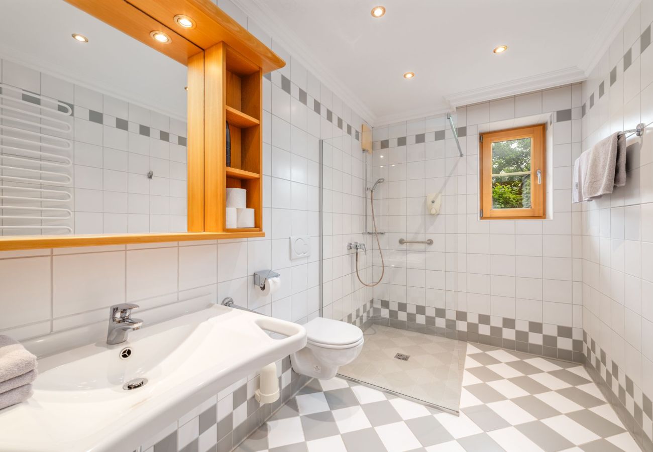 Rent by room in Mitterberg-Sankt Martin - Reisslerhof - Zimmer 08 (3BZ)