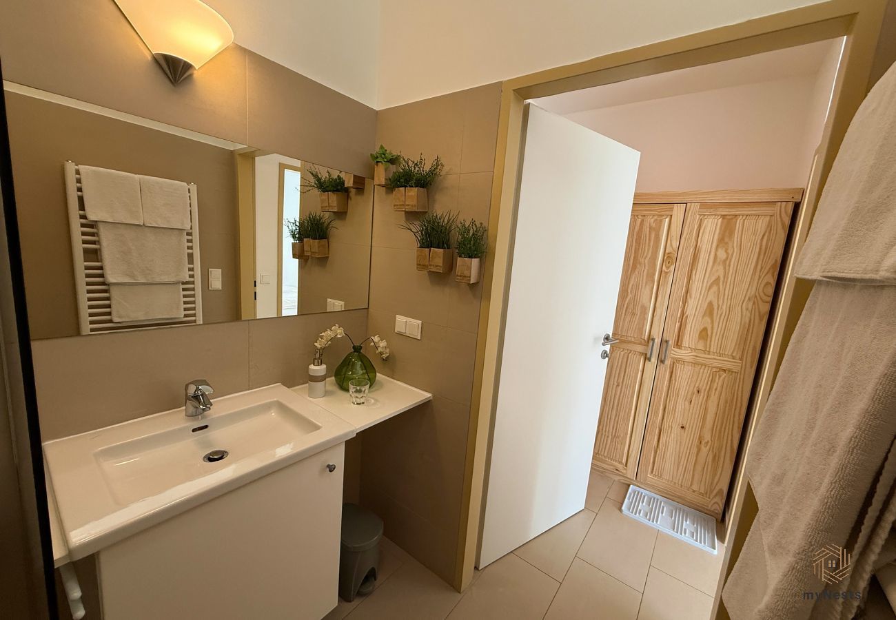 Apartment in Schwechat - Garden Stay Vienna Airport - Fiorella