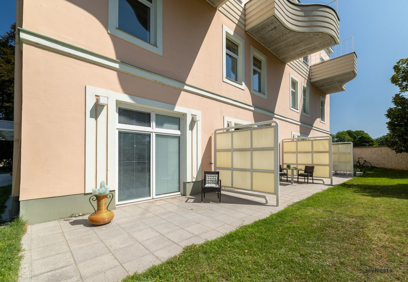 Apartment in Schwechat - Garden Stay Vienna Airport - Fiorella
