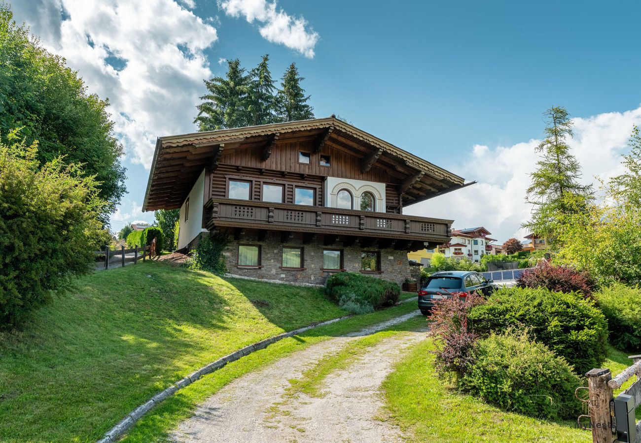 Chalet in Rohrmoos-Untertal - Chalet BergMoment