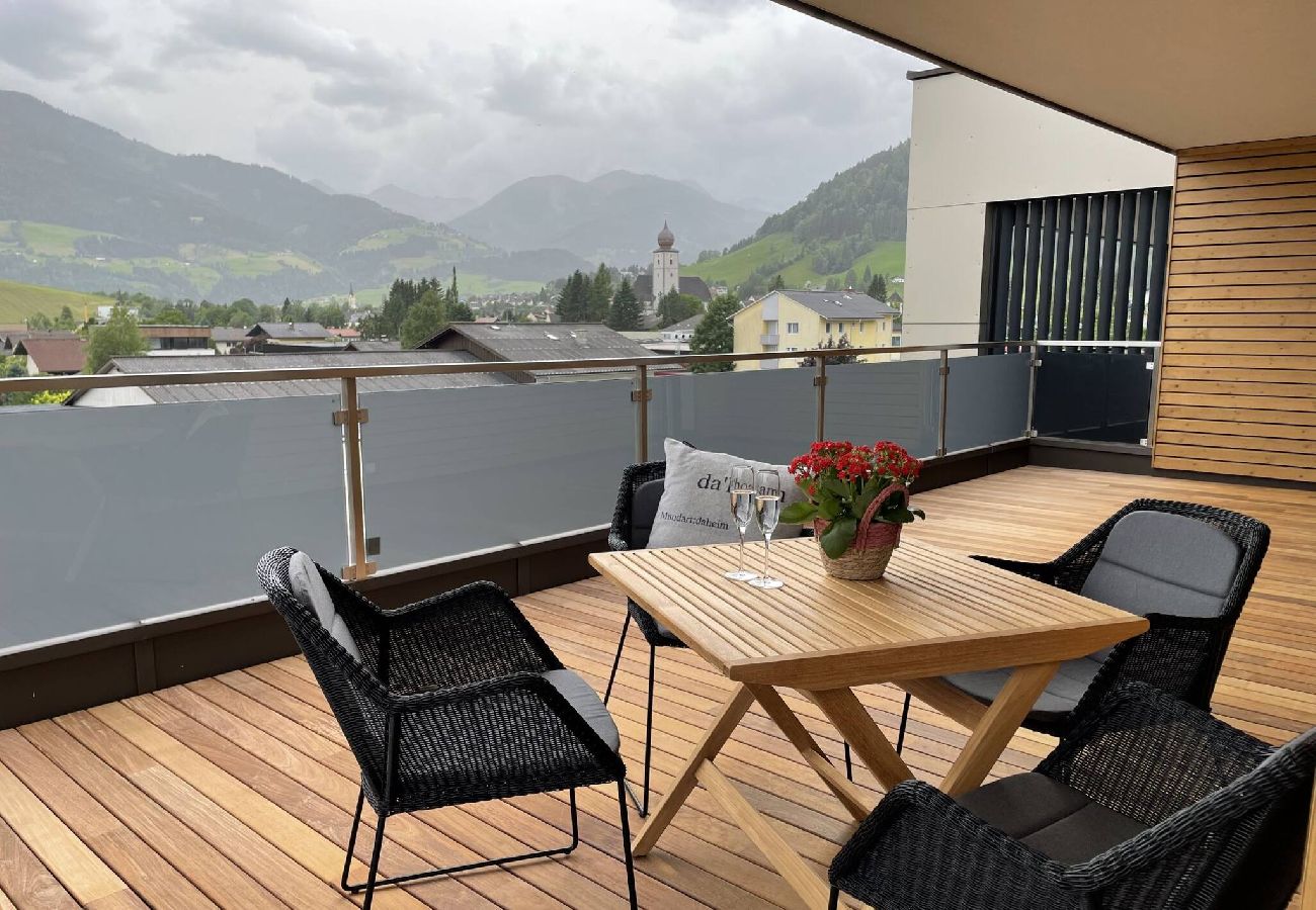Ferienwohnung in Gröbming - Local View Apartment