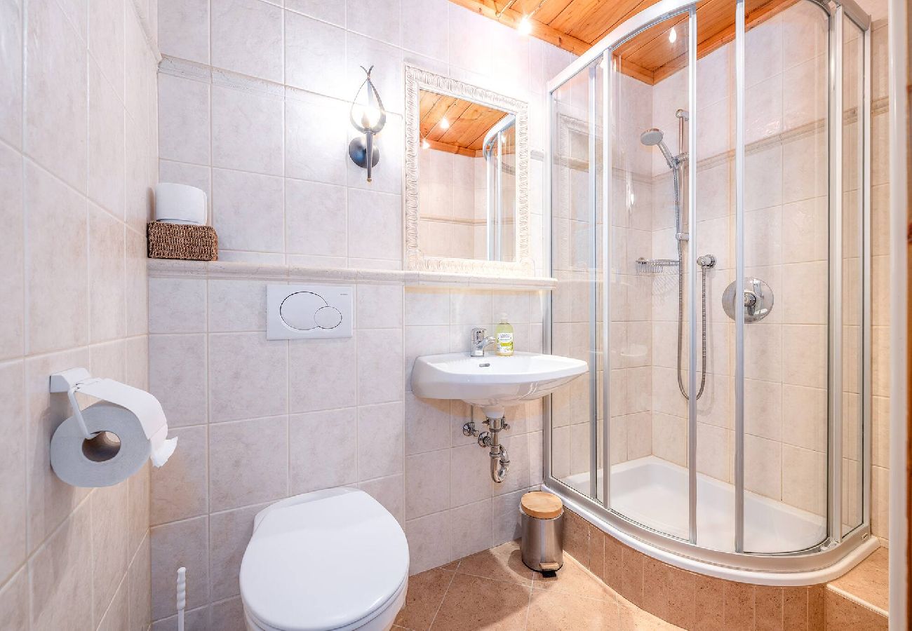 Ferienwohnung in Bad Aussee - Stanglhof - Apartment Loser