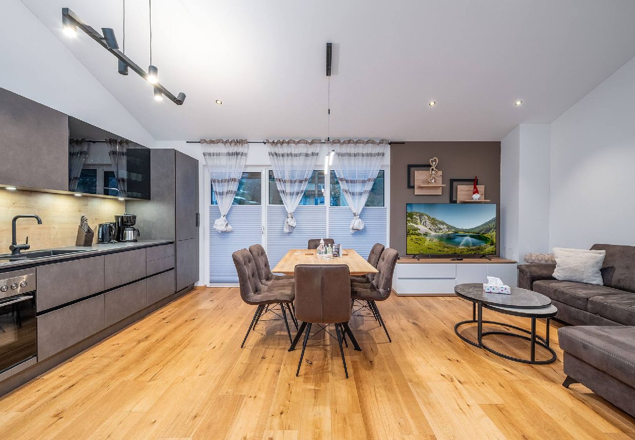 Ferienwohnung in Aich-Assach - PanoramaAlpin Apartment