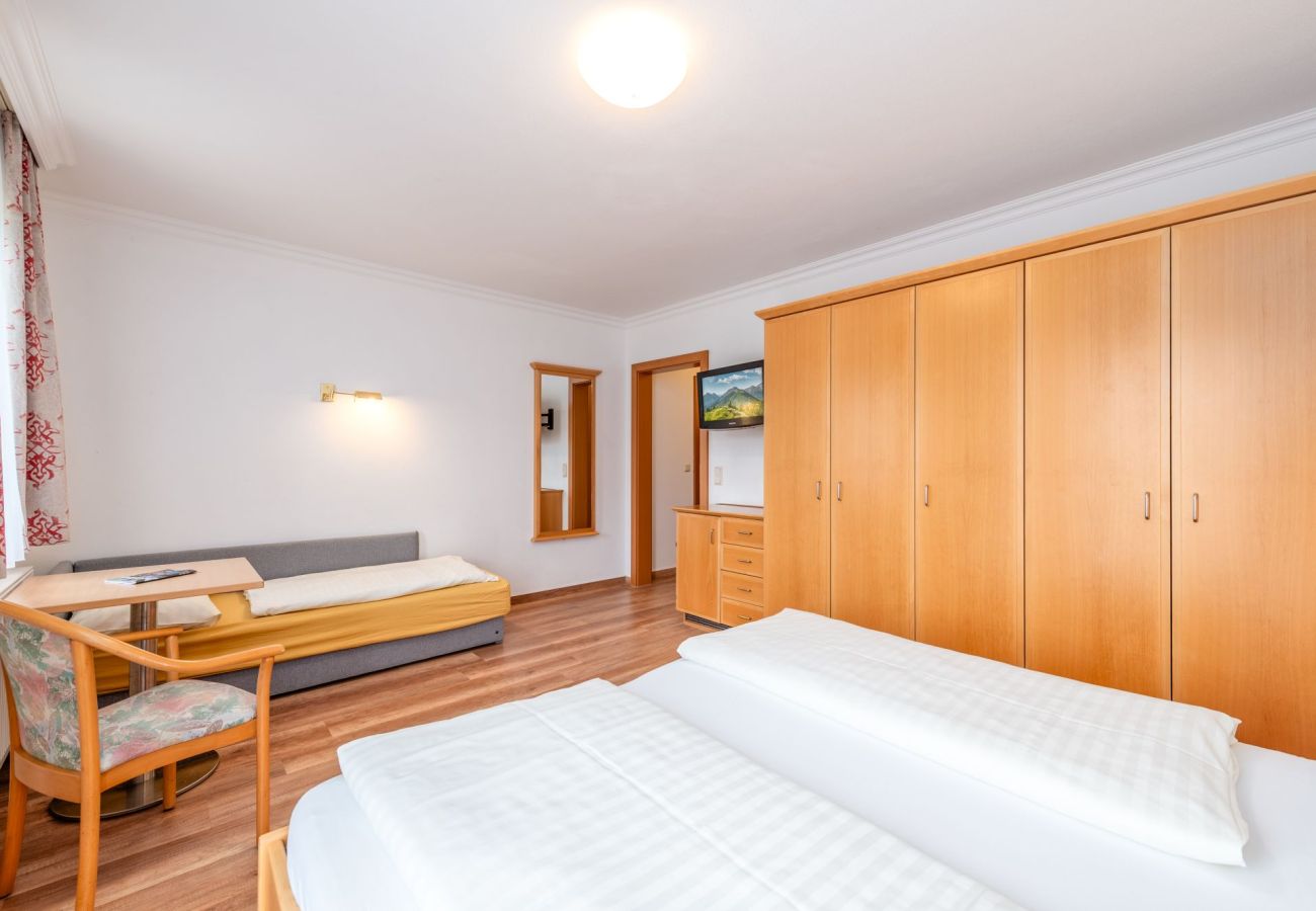 Zimmeranmietung in Mitterberg-Sankt Martin - Reisslerhof - Zimmer 08 (3BZ)