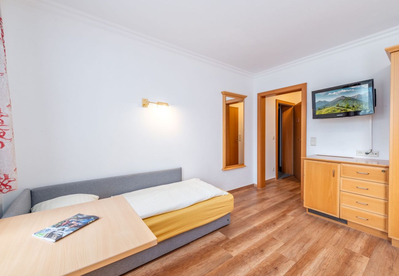 Zimmeranmietung in Mitterberg-Sankt Martin - Reisslerhof - Zimmer 08 (3BZ)