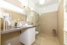 Ferienwohnung in Schwechat - Garden Stay Vienna Airport - Bellavista