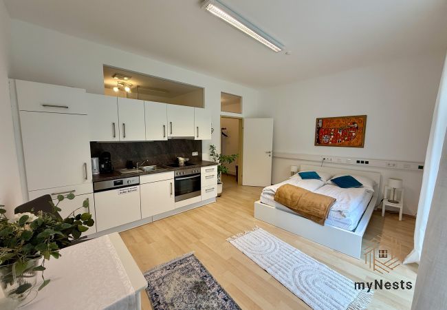 Ferienwohnung in Schwechat - Garden Stay Vienna Airport - Giardino