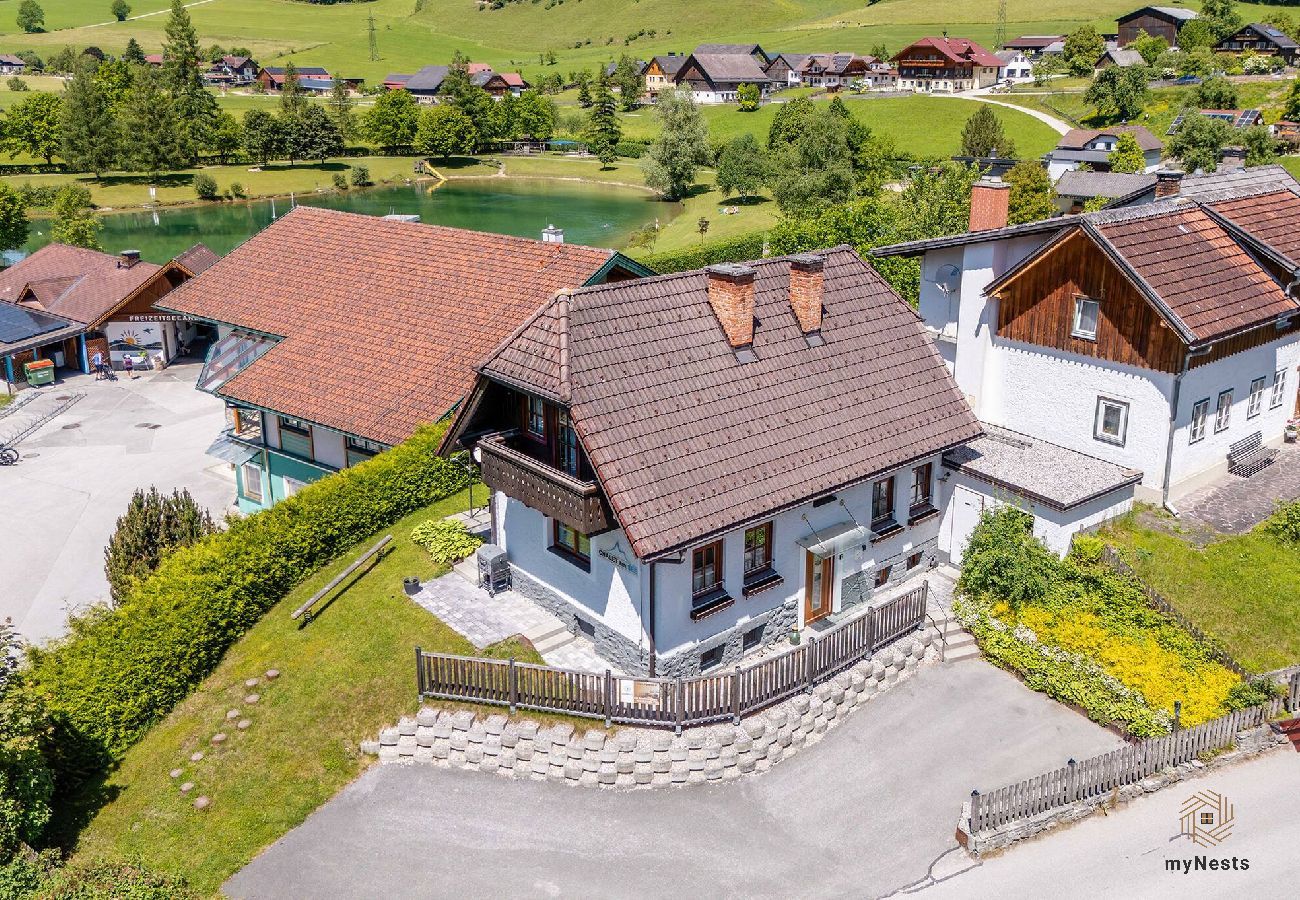 Chalet in Aich-Assach - Chalet am See