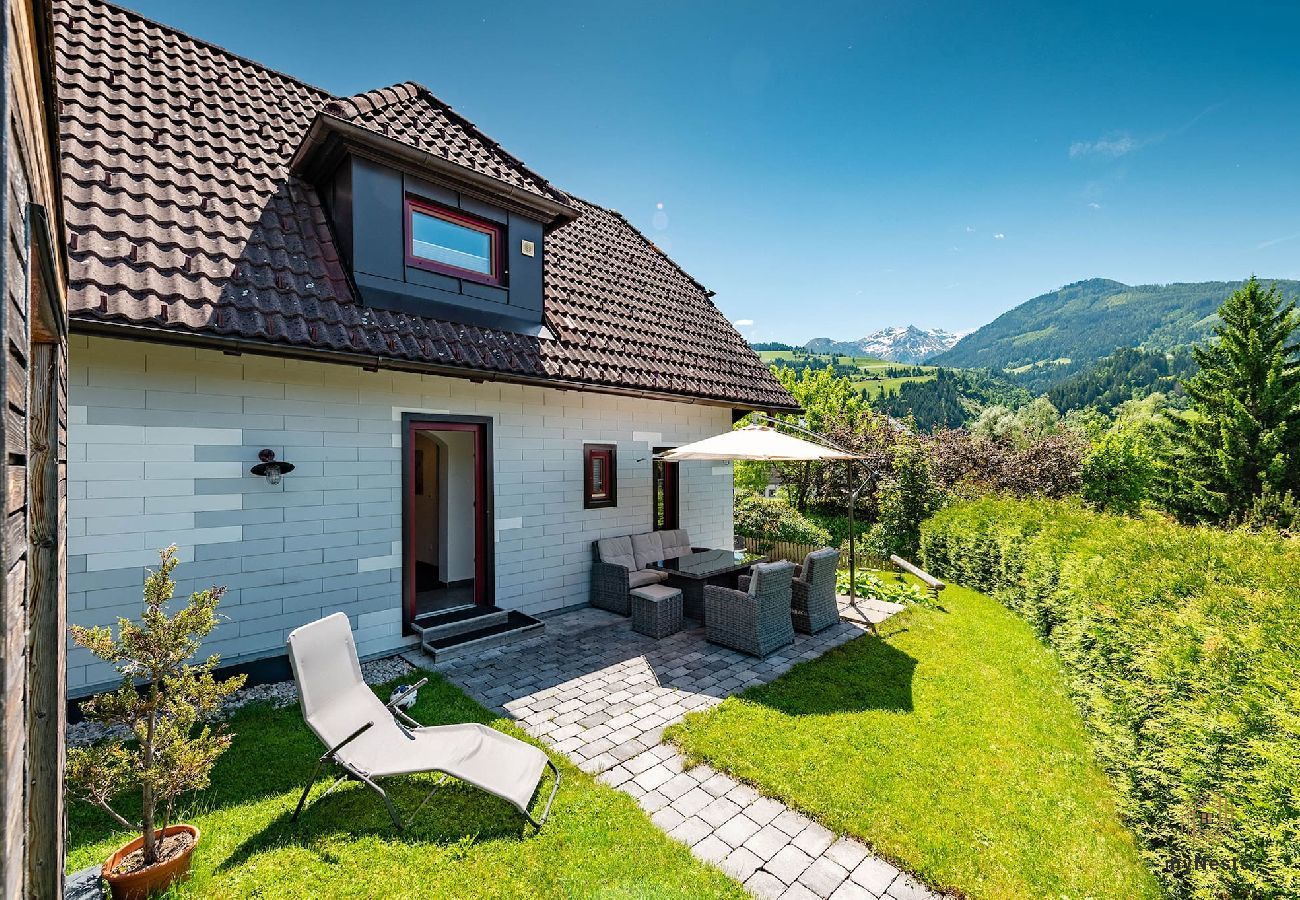 Chalet in Aich-Assach - Chalet am See