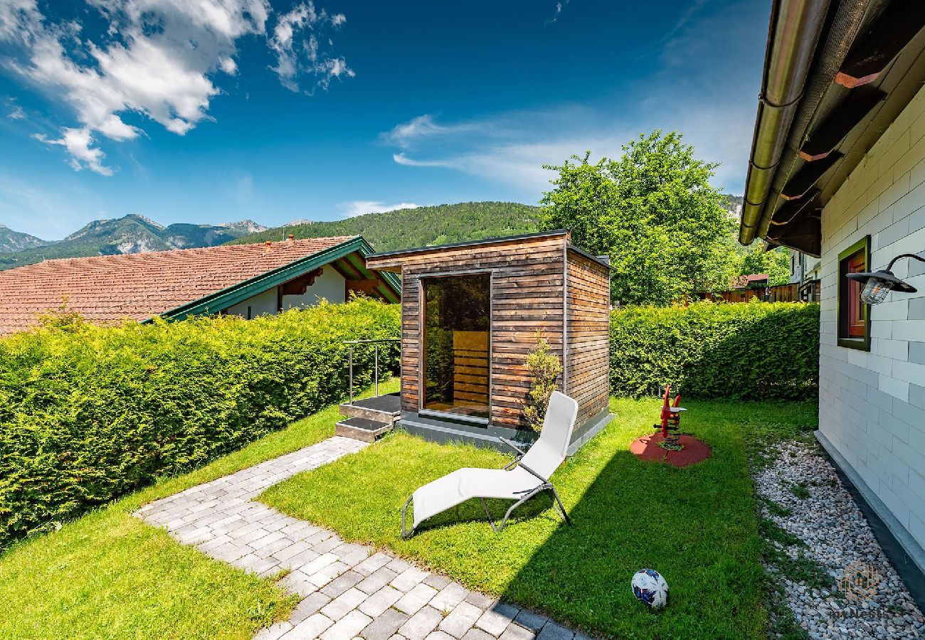 Chalet in Aich-Assach - Chalet am See