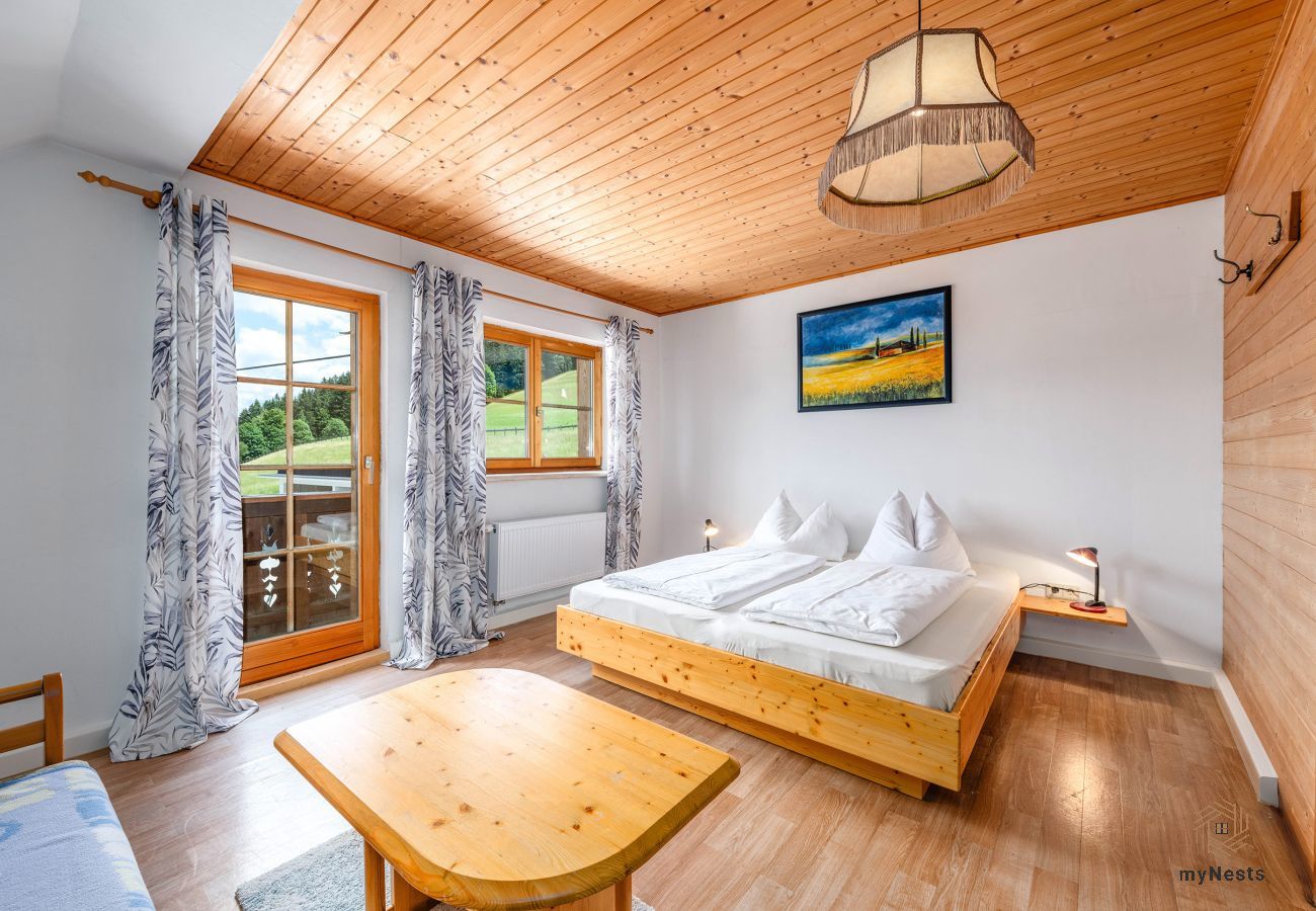 Ferienhaus in Aich-Assach - Ferienapartment Kollerhof