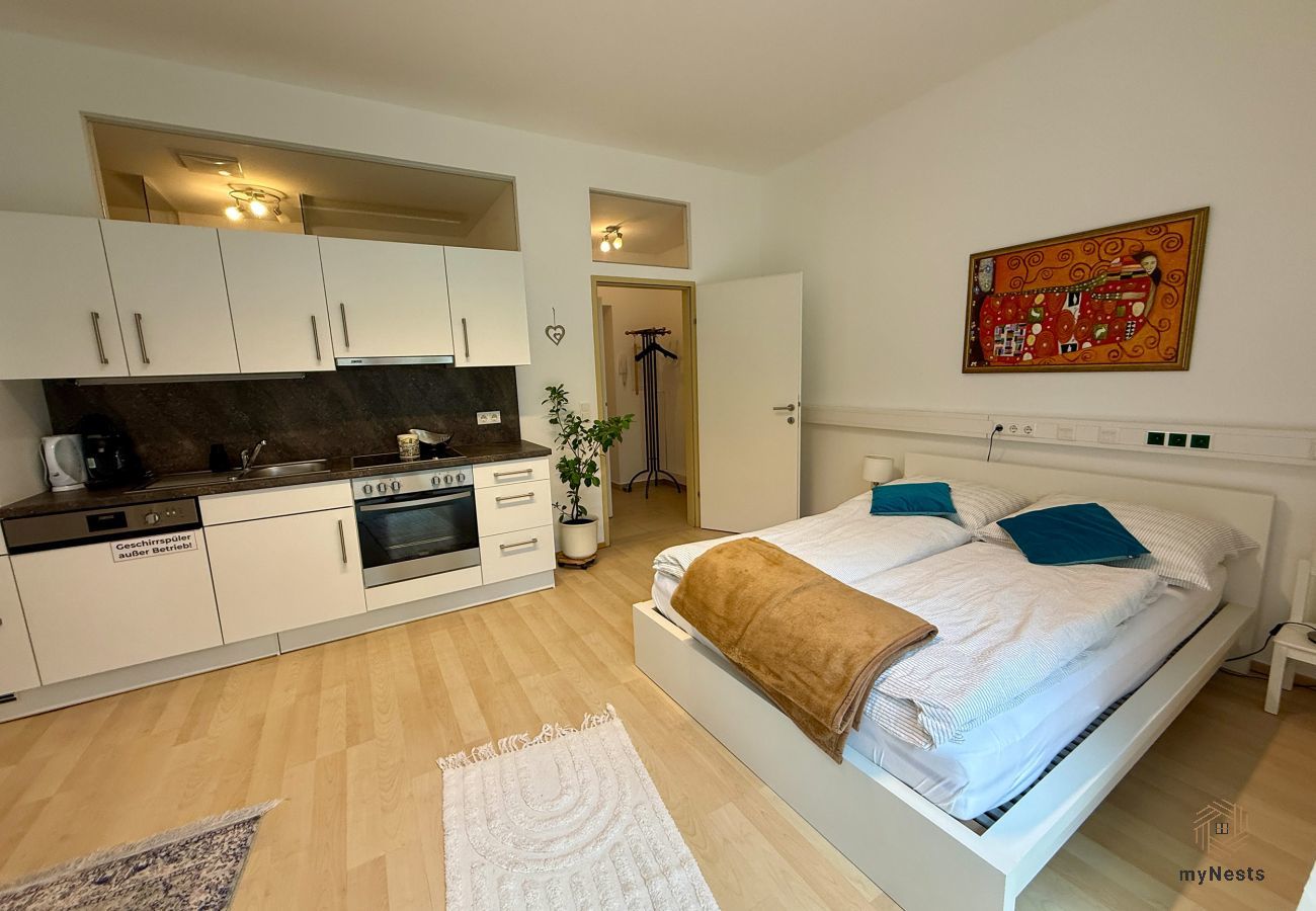 Ferienwohnung in Schwechat - Garden Stay Vienna Airport - Giardino