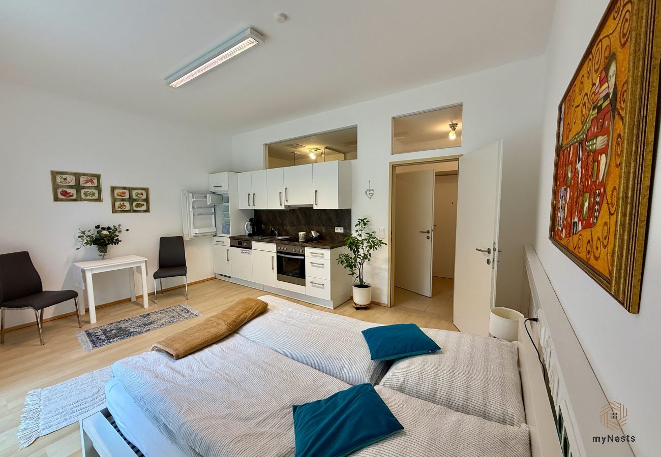 Ferienwohnung in Schwechat - Garden Stay Vienna Airport - Giardino