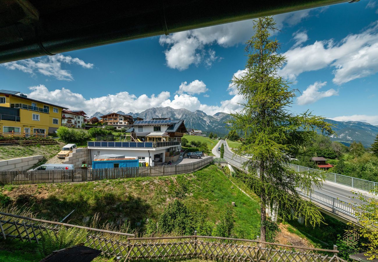 Chalet in Rohrmoos-Untertal - Chalet BergMoment