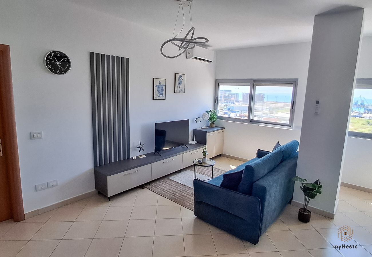 Ferienwohnung in Durres - Top Floor Durrës – Sea & Harbor View
