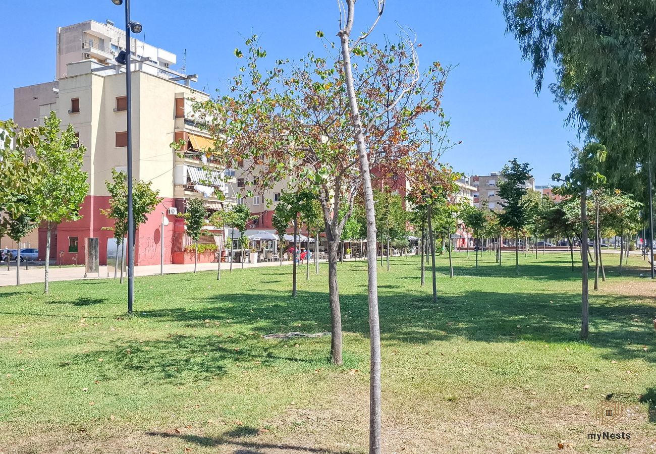 Ferienwohnung in Durres - Top Floor Durrës – Sea & Harbor View