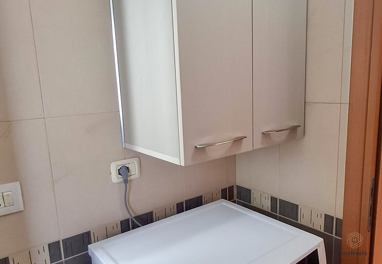 Ferienwohnung in Durres - Top Floor Durrës – Sea & Harbor View