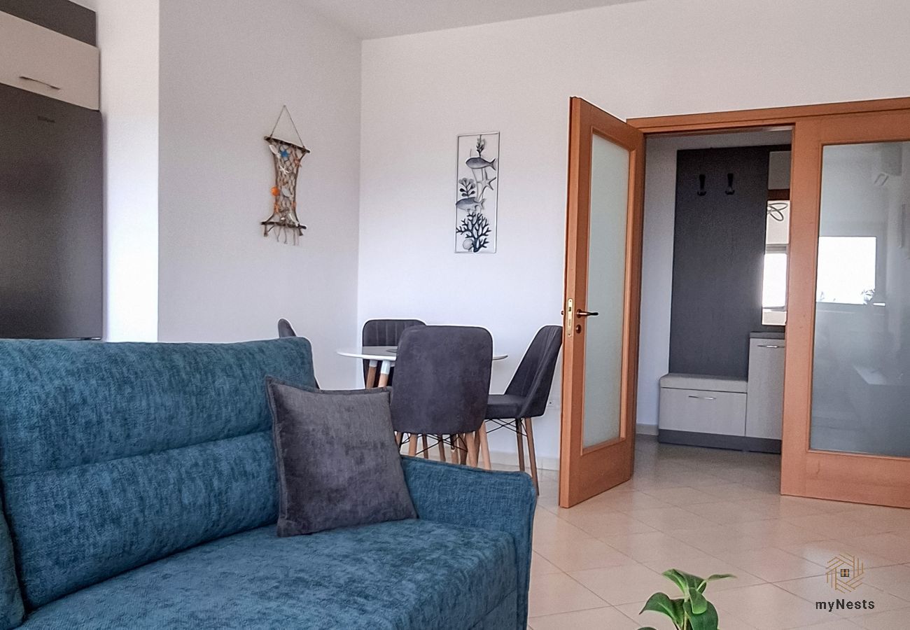 Ferienwohnung in Durres - Top Floor Durrës – Sea & Harbor View