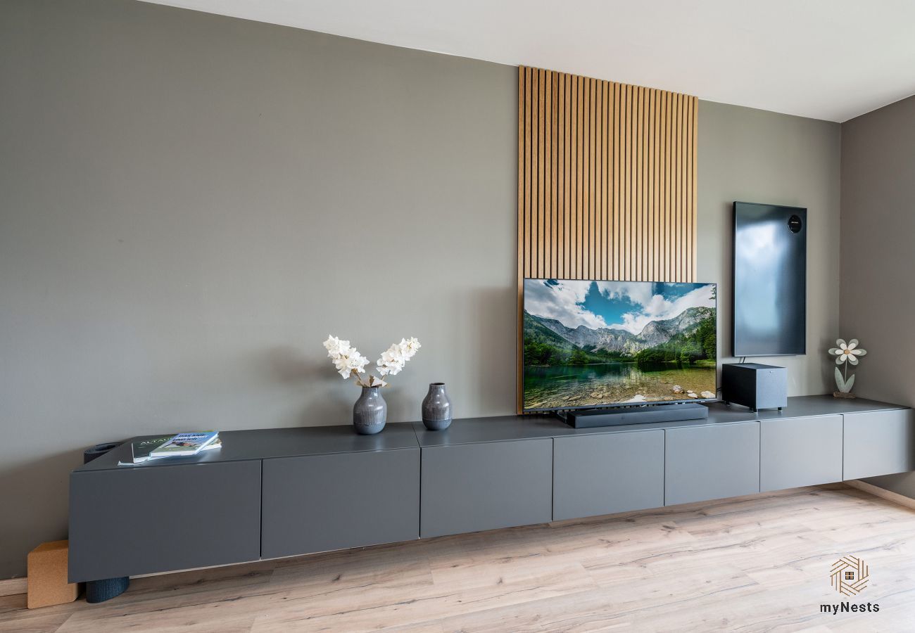 Ferienwohnung in Aigen im Ennstal - The View - Grimming Panorama