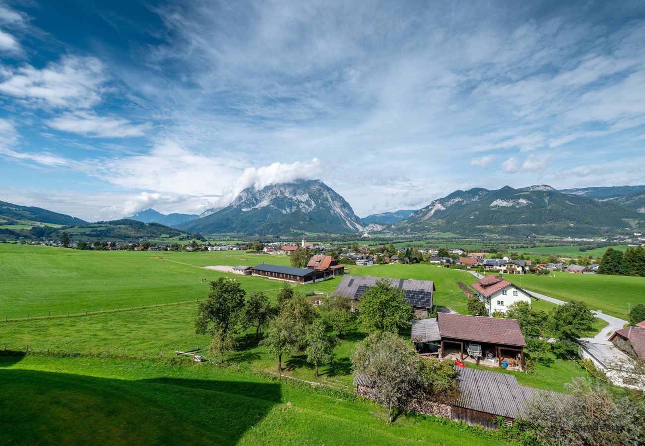 Ferienwohnung in Aigen im Ennstal - The View - Grimming Panorama